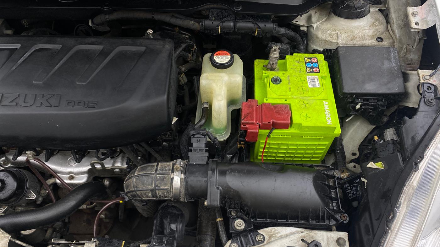 2018 Maruti Swift ZDI AMT, Diesel, Automatic, 1,29,619 km, Engine View - Left