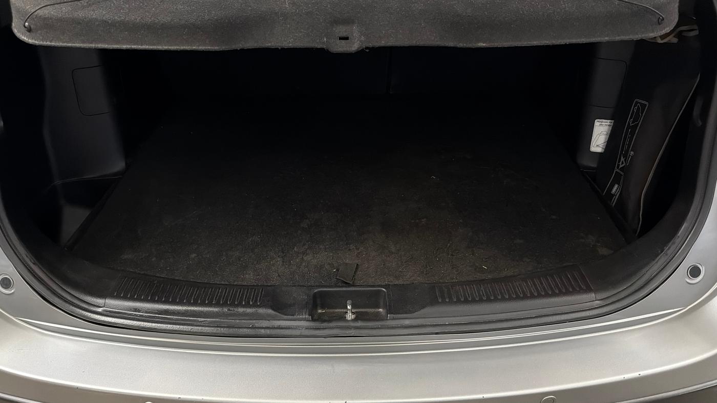 2022 Maruti S Cross ZETA 1.5, Petrol, Manual, 91,379 km, Boot Inside