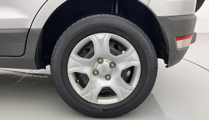 2016 Ford Ecosport TREND+ 1.5L DIESEL, Diesel, Manual, 1,24,042 km, Left Rear Wheel