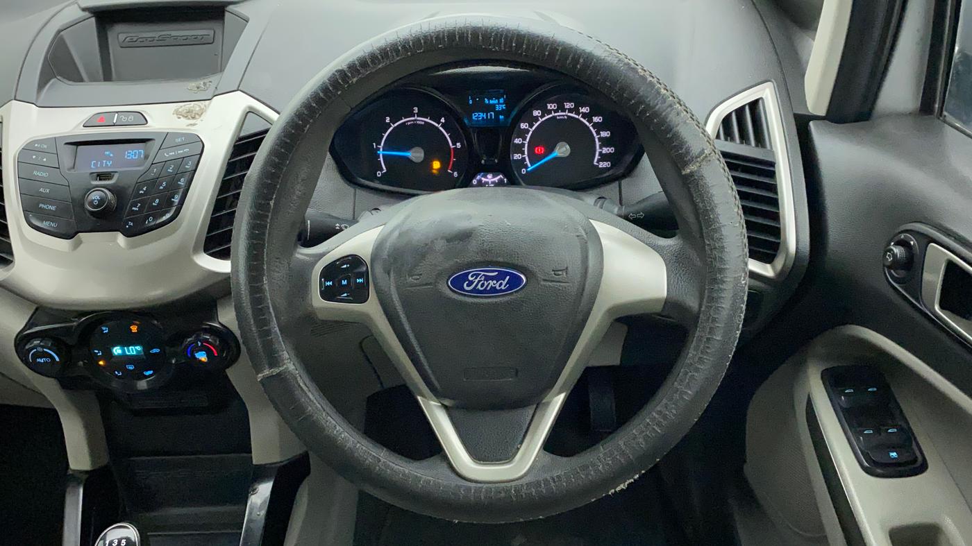 2016 Ford Ecosport TREND+ 1.5L DIESEL, Diesel, Manual, 1,24,042 km, Steering Wheel Close Up