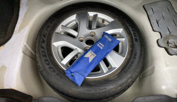 2013 Maruti Swift Dzire ZDI, Diesel, Manual, 1,09,306 km, Spare Tyre