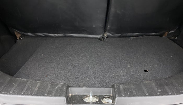 2014 Maruti Wagon R 1.0 VXI, Petrol, Manual, 67,549 km, Boot Inside