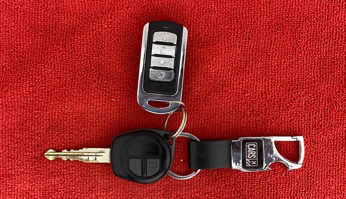 2014 Maruti Wagon R 1.0 VXI, Petrol, Manual, 67,549 km, Key Close Up