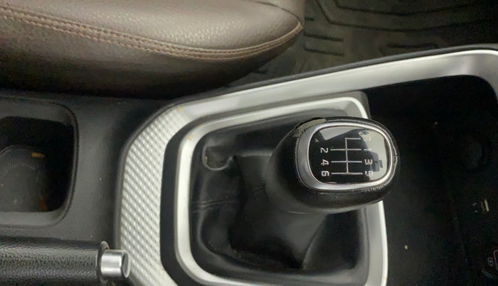 2020 KIA SONET HTX 1.0 IMT, Petrol, Manual, 93,180 km, Gear Lever