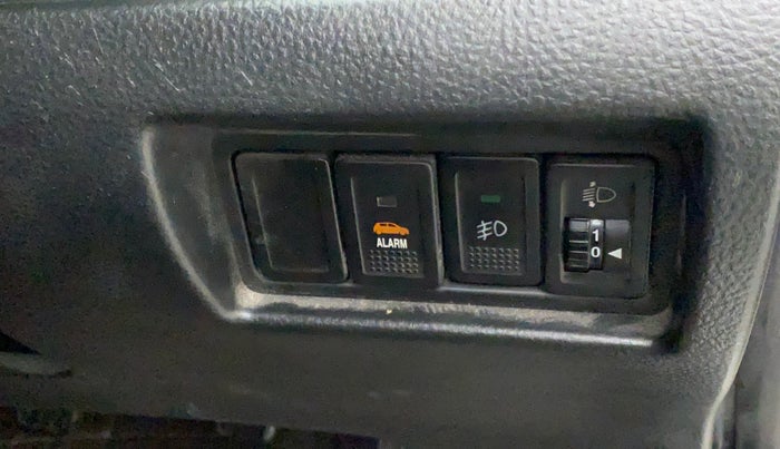 2012 Maruti Swift VXI, Petrol, Manual, 70,233 km, Dashboard - Headlight height adjustment not working