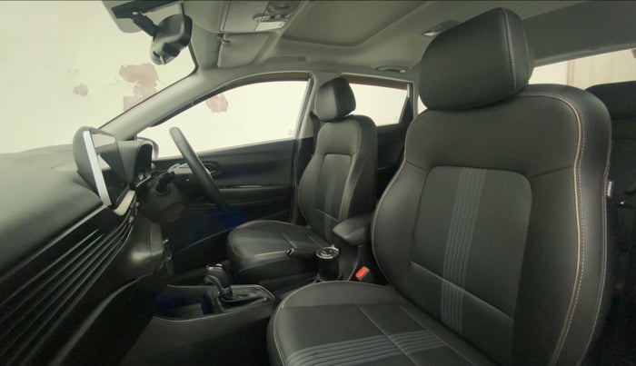 2022 Hyundai NEW I20 ASTA (O) 1.0 TURBO GDI DCT, Petrol, Automatic, 13,768 km, Right Side Front Door Cabin