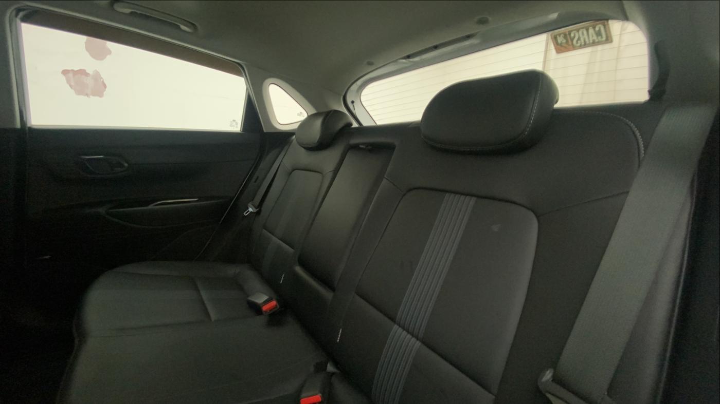 2022 Hyundai NEW I20 ASTA (O) 1.0 TURBO GDI DCT, Petrol, Automatic, 13,768 km, Right Side Rear Door Cabin