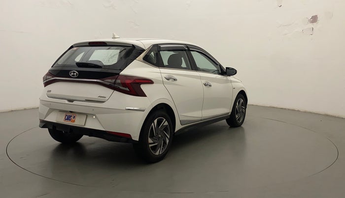 2022 Hyundai NEW I20 ASTA (O) 1.0 TURBO GDI DCT, Petrol, Automatic, 13,768 km, Right Back Diagonal