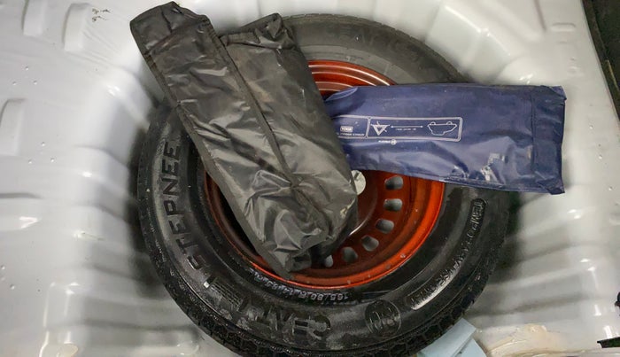 2024 Renault Kiger RXT AMT, Petrol, Automatic, 5,306 km, Spare Tyre