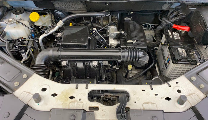 2024 Renault Kiger RXT AMT, Petrol, Automatic, 5,306 km, Engine View