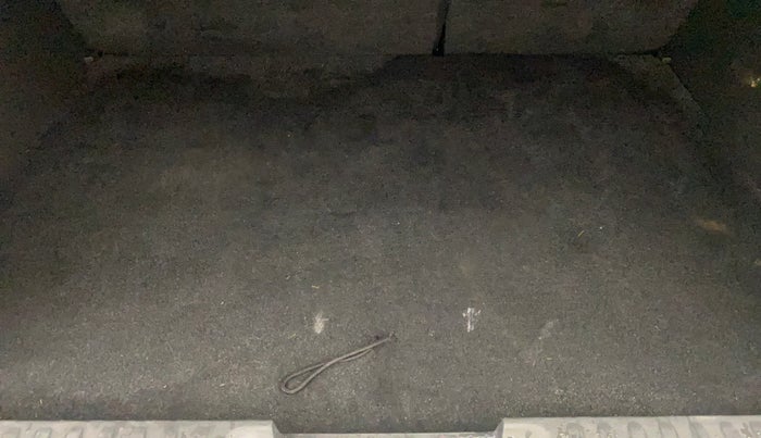 2016 Maruti Vitara Brezza ZDI, Diesel, Manual, 96,833 km, Boot Inside