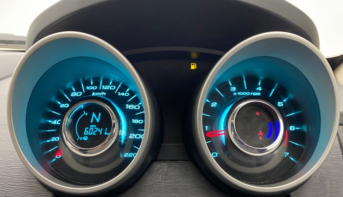 2017 Mahindra XUV500 W6 4X2, Diesel, Manual, 60,408 km, Odometer Image