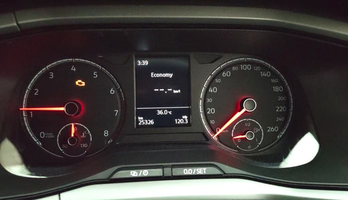 2023 Volkswagen TAIGUN HIGHLINE 1.0 TSI MT, Petrol, Manual, 25,301 km, Odometer Image