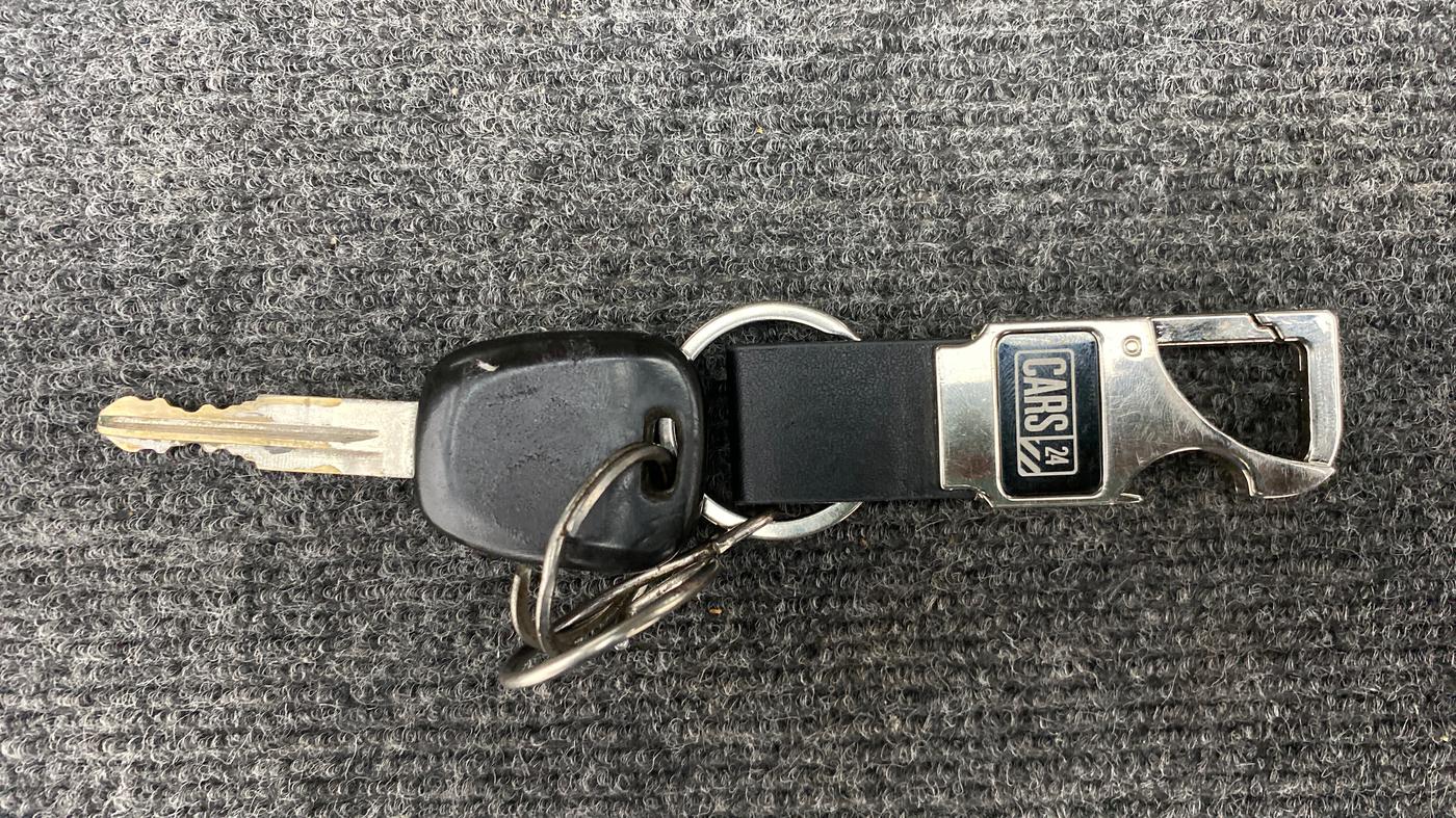 2012 Maruti Alto K10 VXI P, Petrol, Manual, 70,189 km, Key Close Up