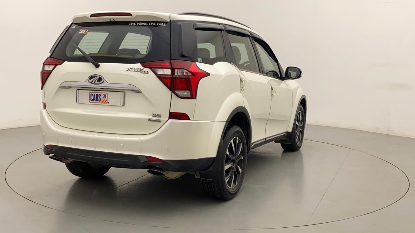 2019 Mahindra XUV500 W11 (O) AT, Diesel, Automatic, 1,23,925 km, Right Back Diagonal