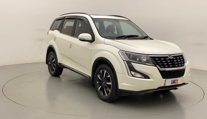 2019 Mahindra XUV500 W11 (O) AT, Diesel, Automatic, 1,23,925 km, Right Front Diagonal