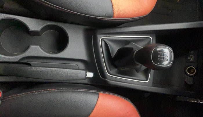 2015 Hyundai Elite i20 MAGNA 1.2, Petrol, Manual, 69,278 km, Gear Lever