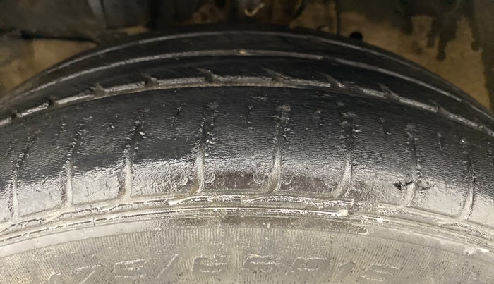 2017 Honda Jazz 1.2L I-VTEC V AT, Petrol, Automatic, 25,244 km, Left Front Tyre Tread
