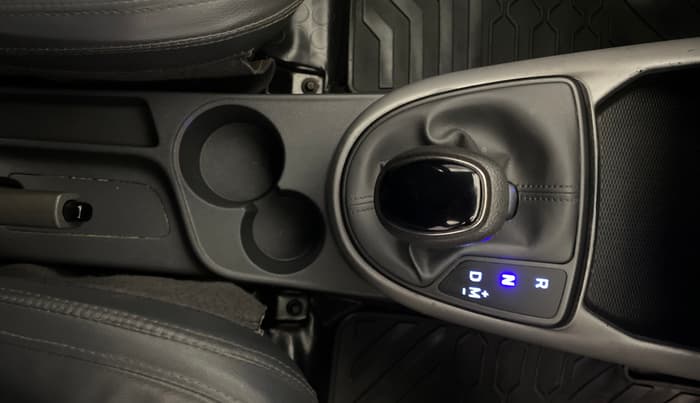 2020 Hyundai GRAND I10 NIOS SPORTZ AMT 1.2 KAPPA VTVT, Petrol, Automatic, 74,235 km, Gear Lever