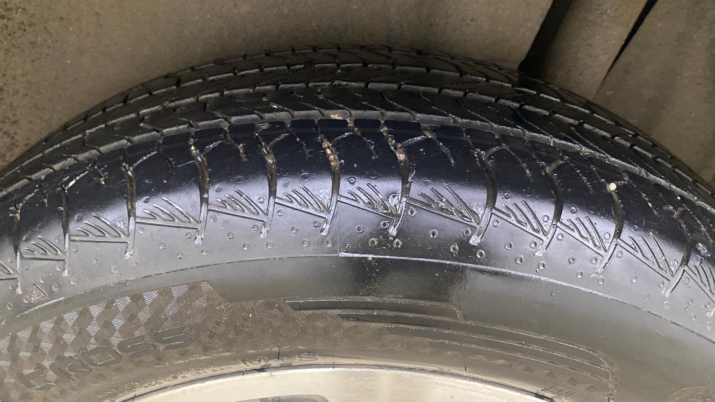 2023 Maruti Grand Vitara ALPHA SMART HYBRID AT, Petrol, Automatic, 35,836 km, Left Rear Tyre Tread