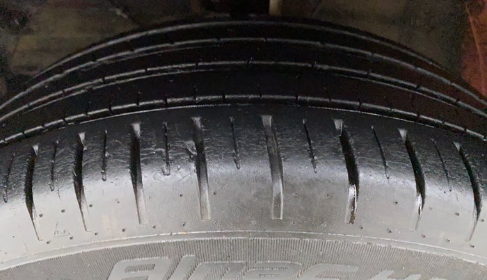 2019 Toyota Glanza G MT PETROL, Petrol, Manual, 19,399 km, Left Front Tyre Tread