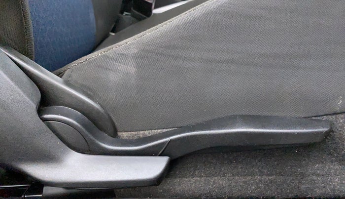 2019 Toyota Glanza G MT PETROL, Petrol, Manual, 19,399 km, Driver Side Adjustment Panel