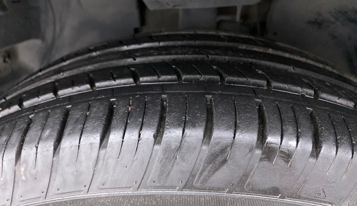 2021 Tata Harrier XZA+ DARK EDITION, Diesel, Automatic, 35,088 km, Left Front Tyre Tread