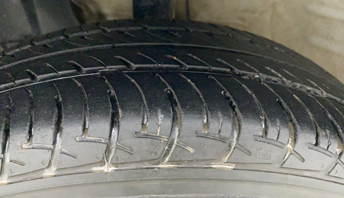 2021 Maruti New Wagon-R VXI 1.0, Petrol, Manual, 15,901 km, Left Front Tyre Tread