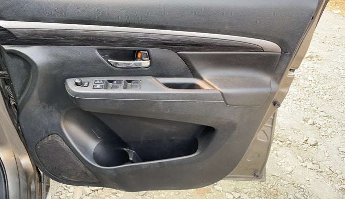 2021 Maruti XL6 ZETA MT, Petrol, Manual, 36,032 km, Driver Side Door Panels Control