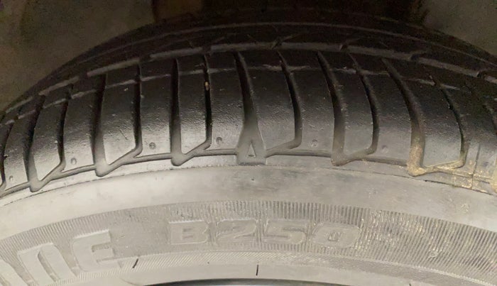 2020 Tata Tiago XZA PLUS PETROL, Petrol, Automatic, 19,403 km, Right Front Tyre Tread