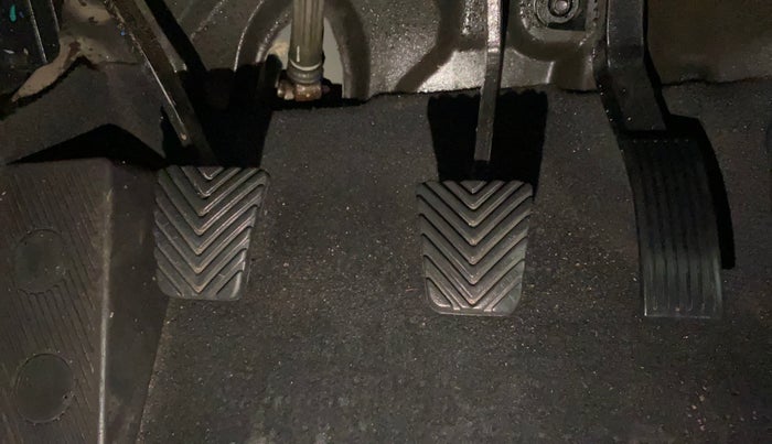 2017 Hyundai Elite i20 ASTA 1.2 (O), Petrol, Manual, 47,302 km, Pedals