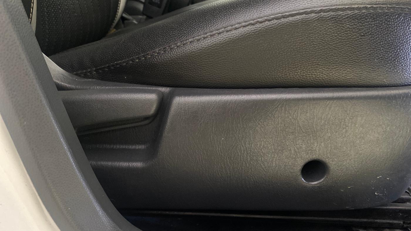 2016 Maruti Alto K10 VXI, Petrol, Manual, 10,467 km, Driver Side Adjustment Panel