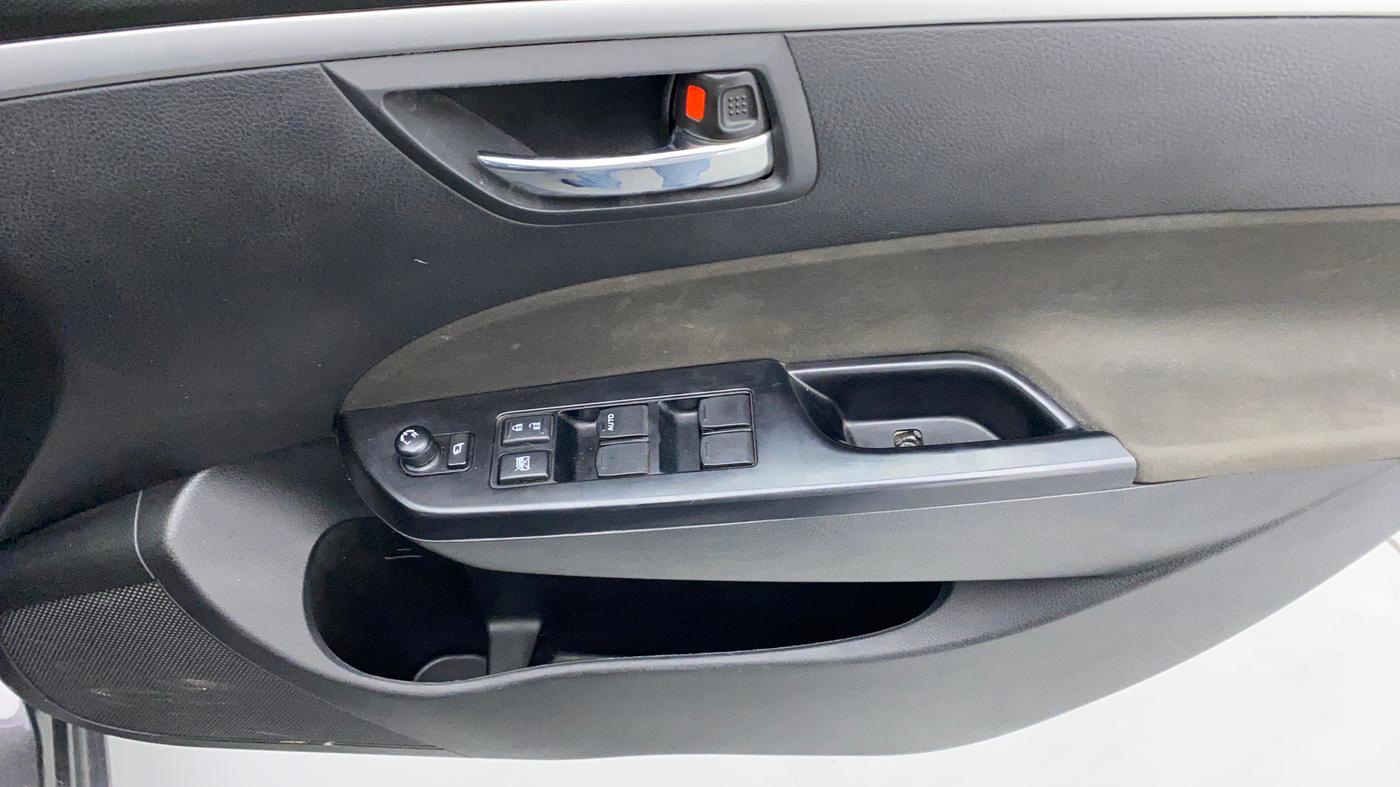 2016 Maruti Swift VDI OPT, Diesel, Manual, 72,491 km, Driver Side Door Panels Control