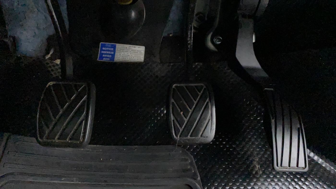 2016 Maruti Swift VDI OPT, Diesel, Manual, 72,491 km, Pedals
