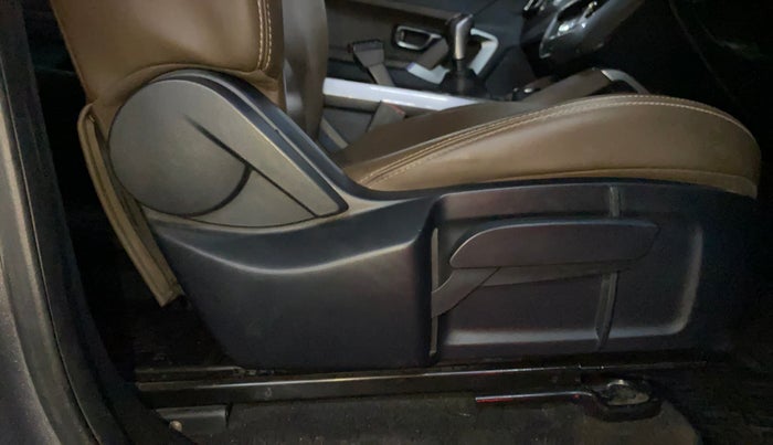 2019 Tata Harrier XZ 2.0L, Diesel, Manual, 78,709 km, Driver Side Adjustment Panel