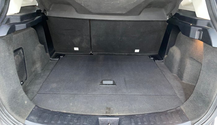 2019 Tata Harrier XZ 2.0L, Diesel, Manual, 78,709 km, Boot Inside