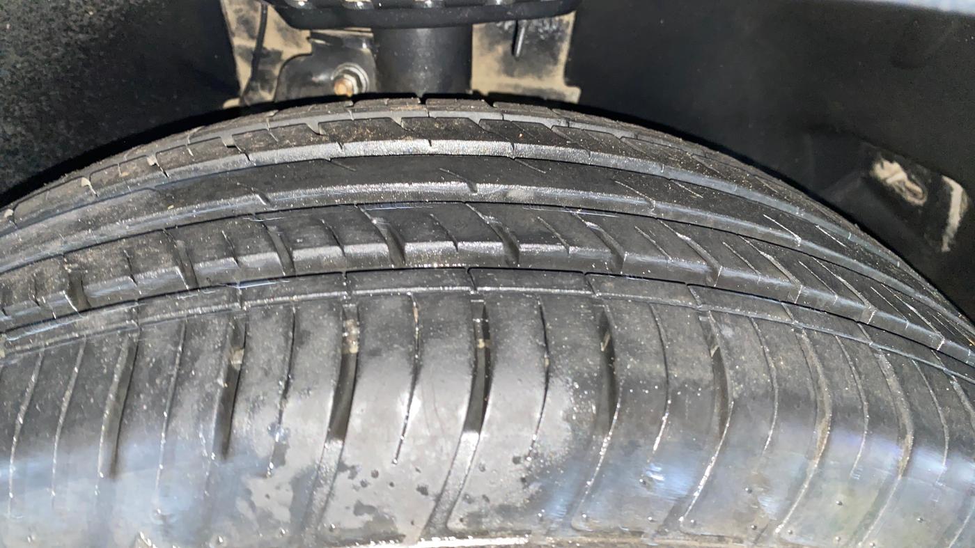 2019 Tata Harrier XZ 2.0L, Diesel, Manual, 78,709 km, Right Front Tyre Tread