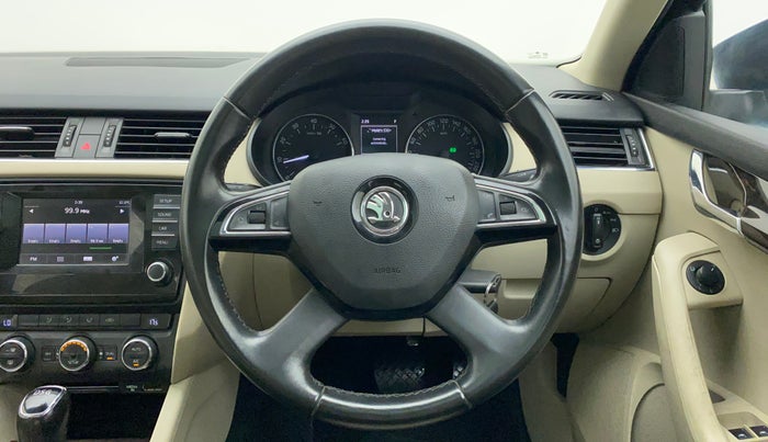 2015 Skoda Octavia ELEGANCE 1.8 TSI AT, Petrol, Automatic, 38,193 km, Steering Wheel Close Up