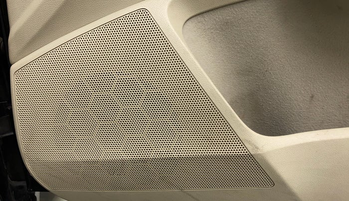 2015 Skoda Octavia ELEGANCE 1.8 TSI AT, Petrol, Automatic, 38,193 km, Speaker