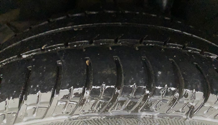 2015 Skoda Octavia ELEGANCE 1.8 TSI AT, Petrol, Automatic, 38,193 km, Left Rear Tyre Tread