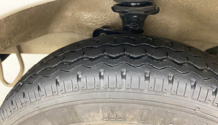 2018 Maruti Eeco 5 STR WITH A/C+HTR, Petrol, Manual, 36,755 km, Left Front Tyre Tread