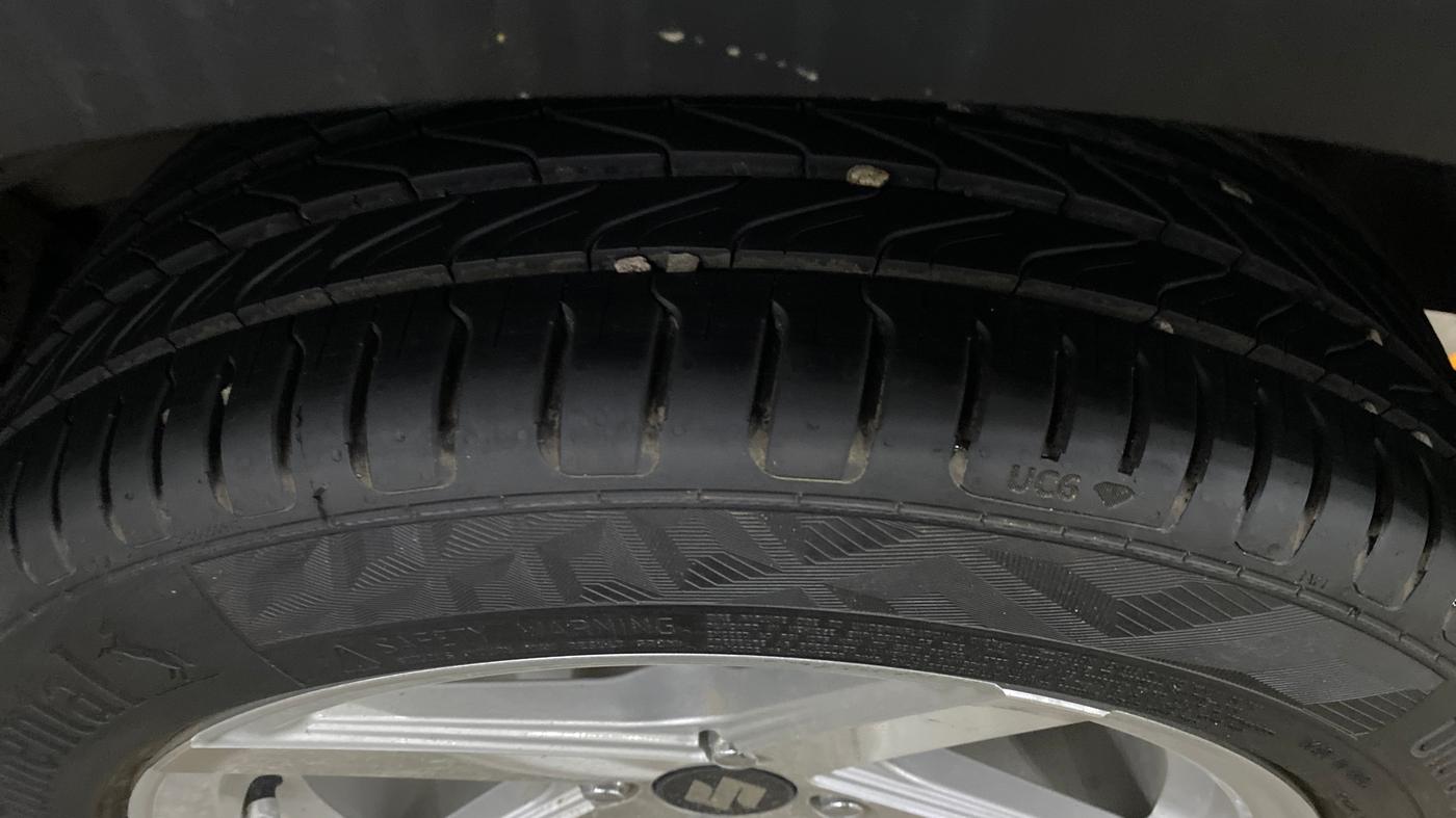 2025 Maruti IGNIS ZETA 1.2 AMT, Petrol, Automatic, 2,714 km, Left Rear Tyre Tread
