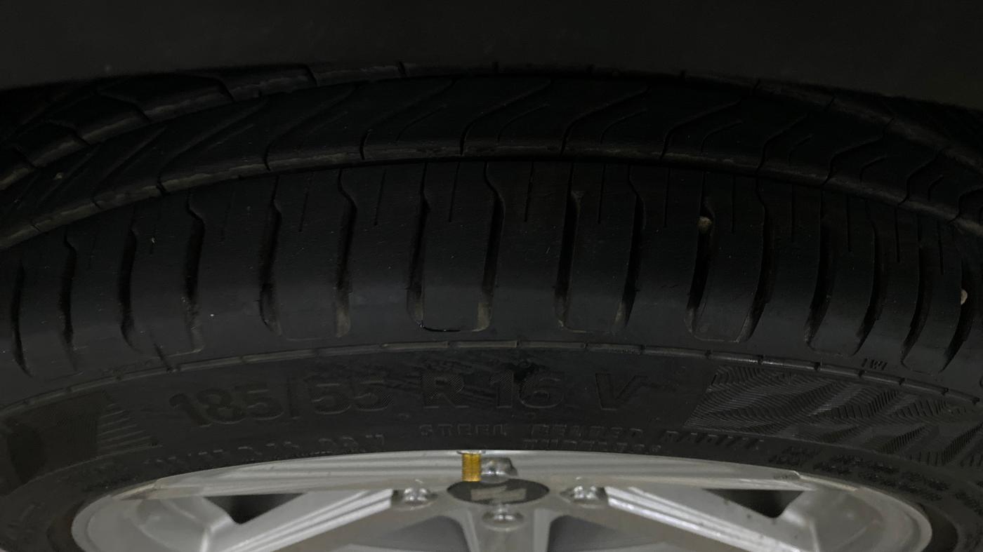 2025 Maruti IGNIS ZETA 1.2 AMT, Petrol, Automatic, 2,714 km, Left Front Tyre Tread