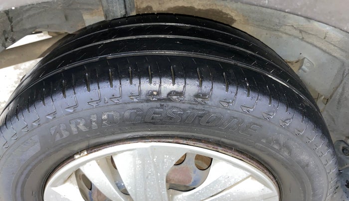 2021 Honda Amaze 1.2L I-VTEC S, Petrol, Manual, 50,614 km, Right Rear Tyre Tread