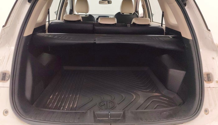 2021 MG HECTOR SHARP 1.5 DCT PETROL, Petrol, Automatic, 36,772 km, Boot Inside