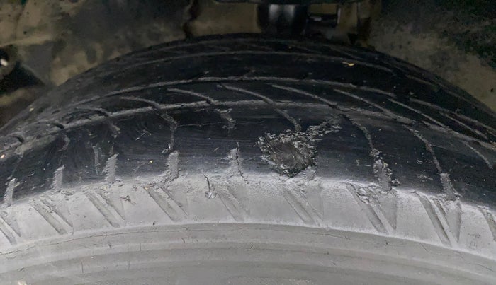 2021 Tata Harrier XMA 2.0L KRYOTEC, Diesel, Automatic, 27,397 km, Left Front Tyre Tread