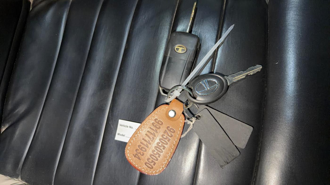 2019 Tata TIAGO NRG PETROL, Petrol, Manual, 44,231 km, Key Close Up
