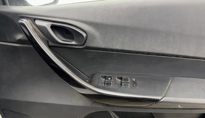 2019 Tata TIAGO NRG PETROL, Petrol, Manual, 44,231 km, Driver Side Door Panels Control