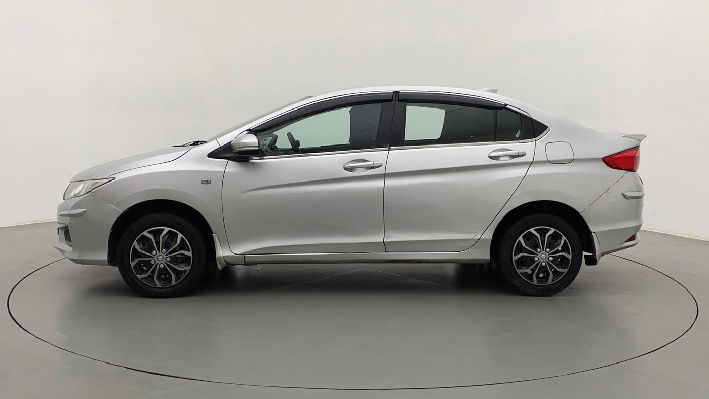 2016 Honda City 1.5L I-DTEC SV, Diesel, Manual, 1,22,968 km, Left Side