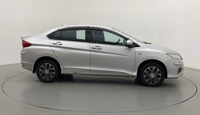 2016 Honda City 1.5L I-DTEC SV, Diesel, Manual, 1,22,968 km, Right Side